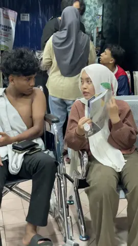 syg dia nie sanggup tu tunggu smpai 3 4 pagi