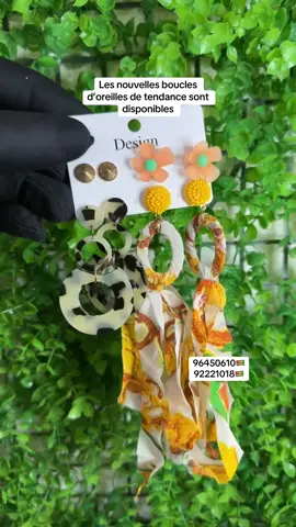 Les nouvelles boucles d’oreilles de tendance sont disponibles à 1500f l’unité douzaine 15000f #fyp #pourtoii #viraltiktok #bouclesdoreilles #tiktokafrique🇹🇬🇨🇩🇨🇮🇧🇯🇬🇦🇨🇲🇬🇦 