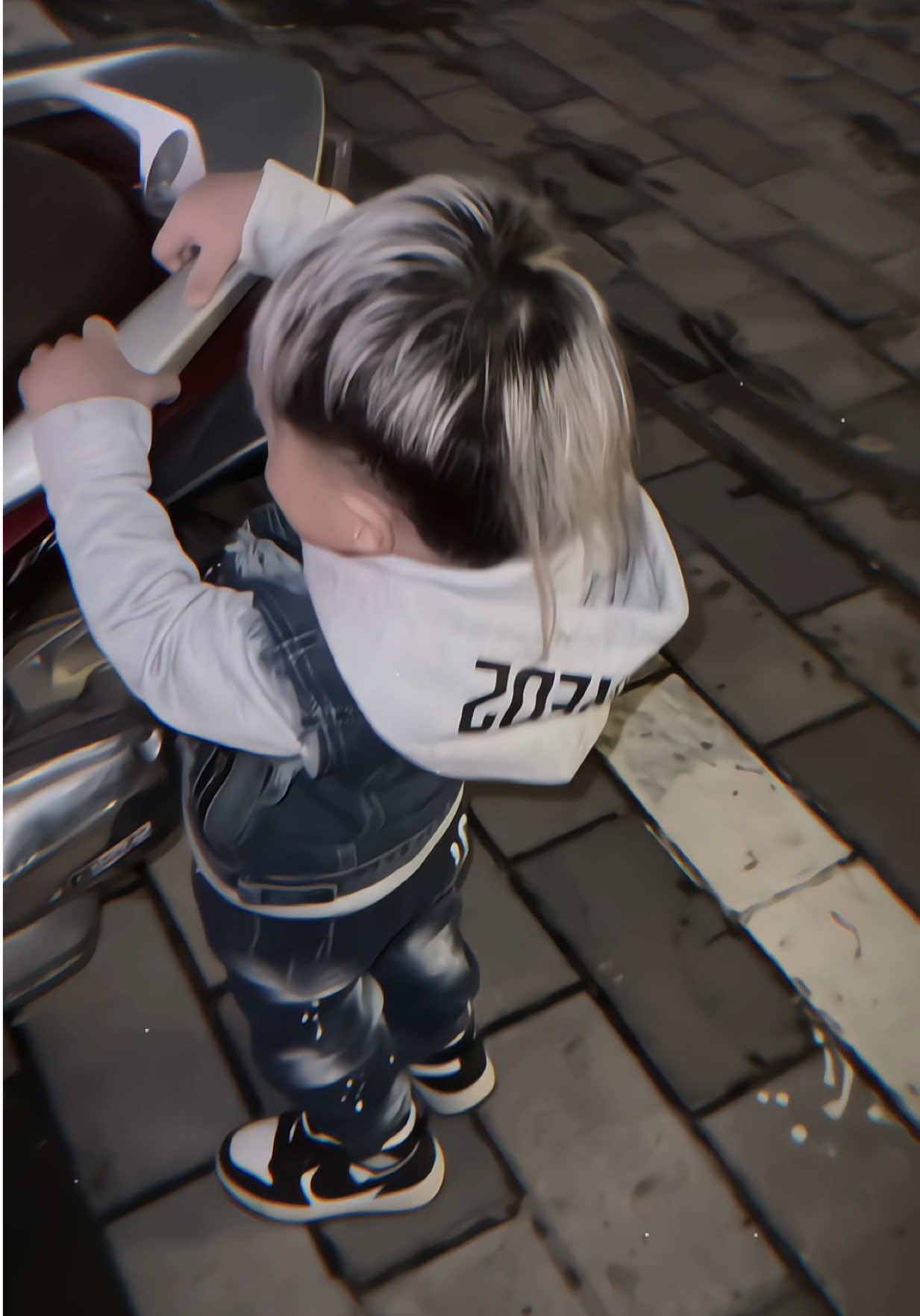 Cứ thế thôi😎🤧#xuhuong #xuhuongtiktok #fypシ゚ #bonnhatanh #hoangcuubao 