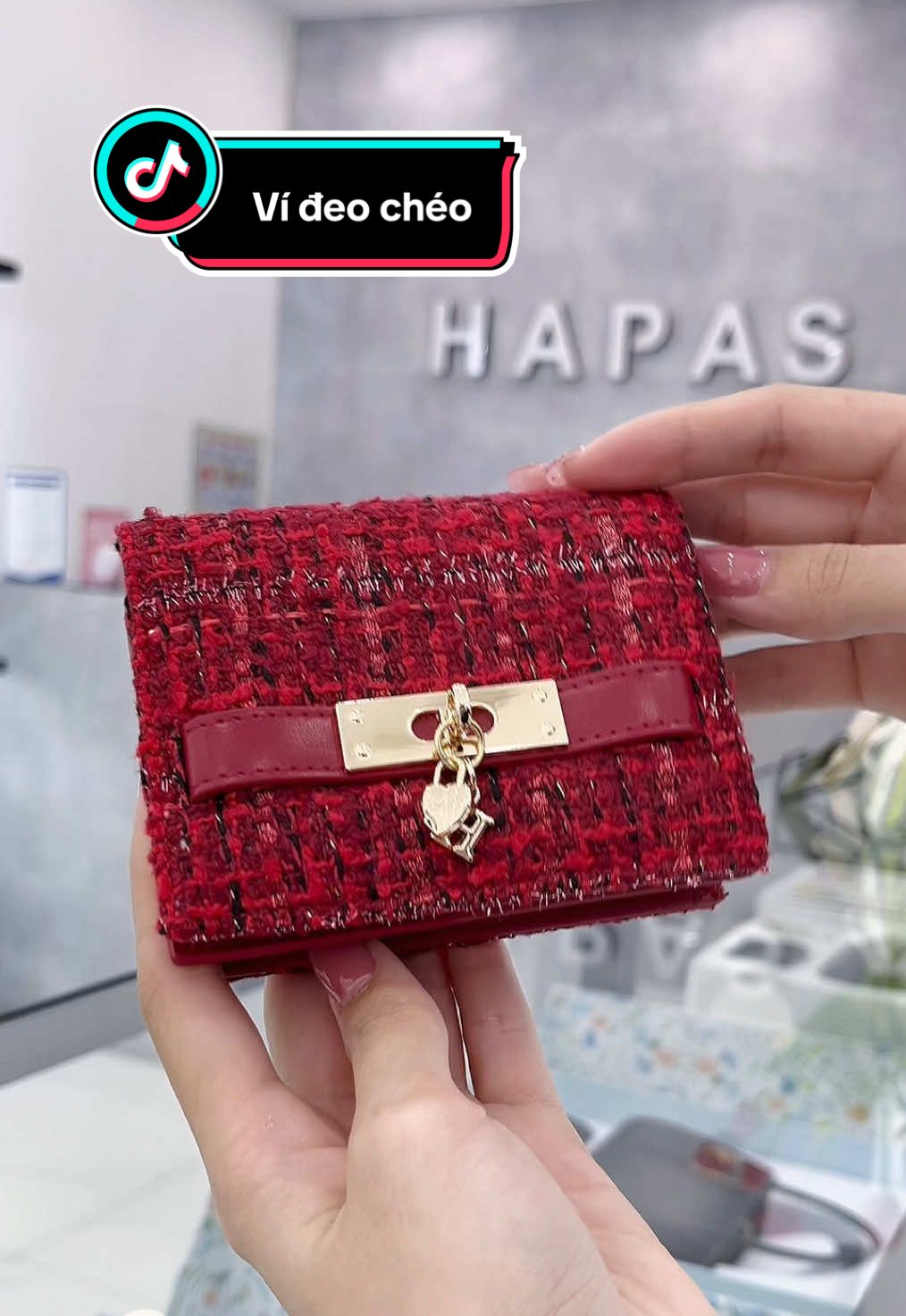 Ví dạ đeo chéo nhỏ gọn, chuẩn vibe cho bà bánh bèo😚 #hapas #dạtweed #ví #vimini #vixinh 