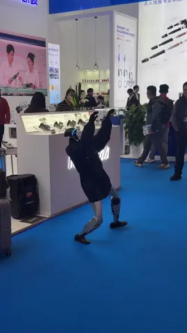 девочки чей бывший?