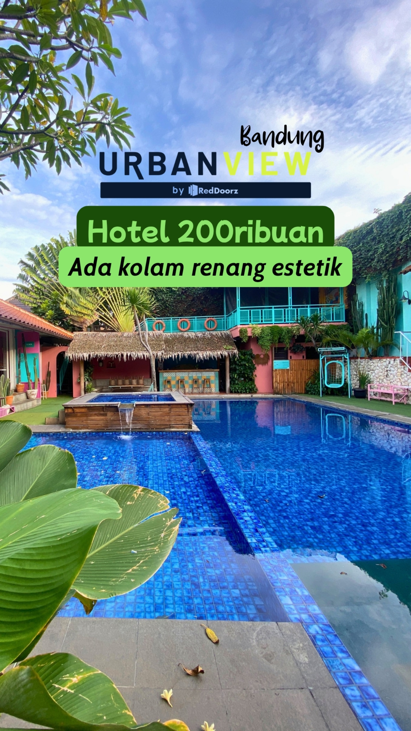 Hotel di Bandung yang punya kolam renang estetik !! 📍 Urbanview Near Paris Van Java Mall Booking di RedDoorz dan pakai kode promo YUKNGINEP buat dapetin potongan harganya... #reddoorz #redtravelers #reddoorzid #wisatabandung #hotelurbanview @reddoorzid 