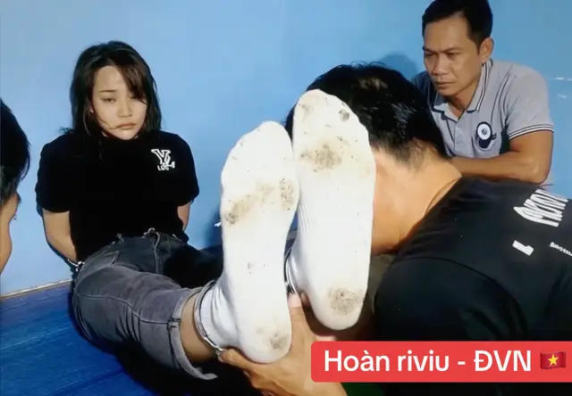 Cùng nghe bản nhạc “ Vì yêu mà điên cuồng “ do cộng đồng mạng XH Trung Quốc sáng tác tặng cô gái mệnh danh Chị dâu cả…! 😢😢😢#khututri #dacvungam #campuchia🇰🇭 