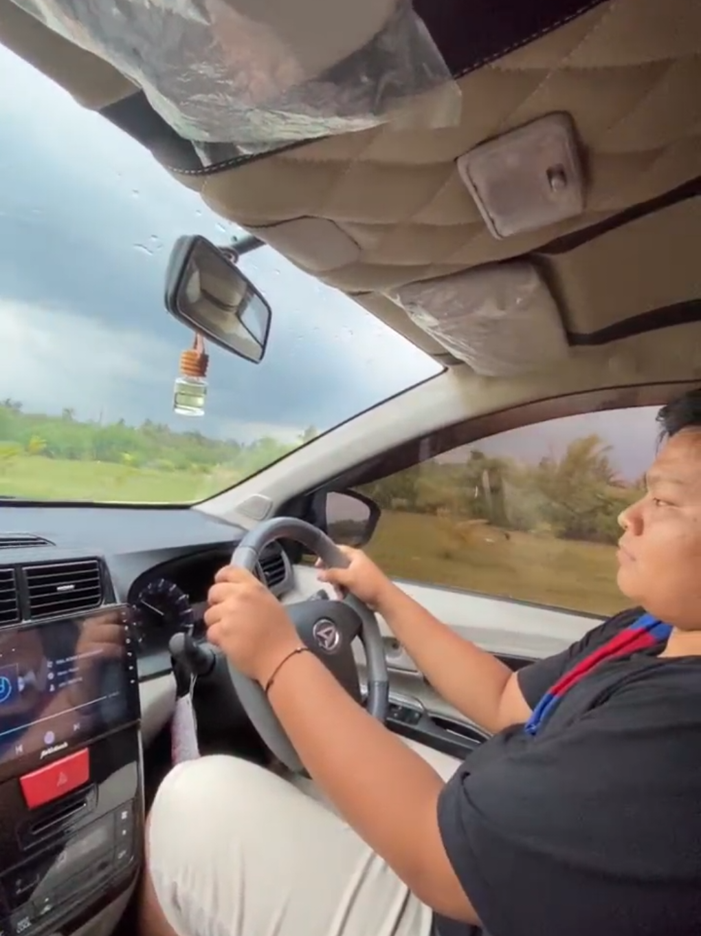 acc @ZURA ✨ sayangg ehehe, love uuuu😍