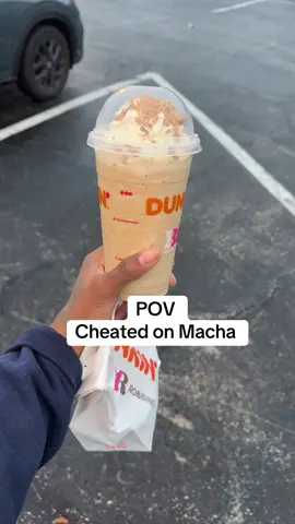 #dunkindonuts #coffeetiktok #explorepage #fyp #coffeehacks 