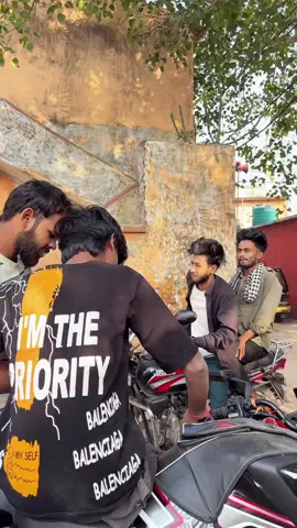 Isme mera koi galti nhi hai 🙂 #creatorsearchinsights #bikevideo #trending #foryoupagе #fyp 