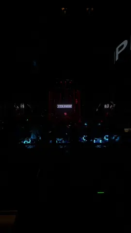 Vì ai anh buông bàn tay em đấy …! #Empireclub #Empireclubquan1 #Emprieclubsaigon #xuhuong 