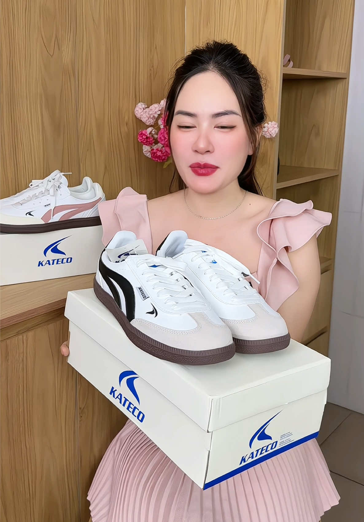 500 đừng mua,400 cũng đừng mua nha #conhungriviu #giaythethao #giaysneaker 