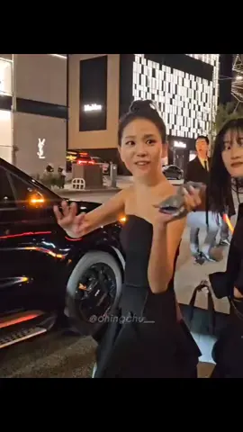 PRINCESS JISOO 😍 @JISOO  #JISOO #SOOYAH #JISOOKIM #JISOOxDior #BLISSOO 