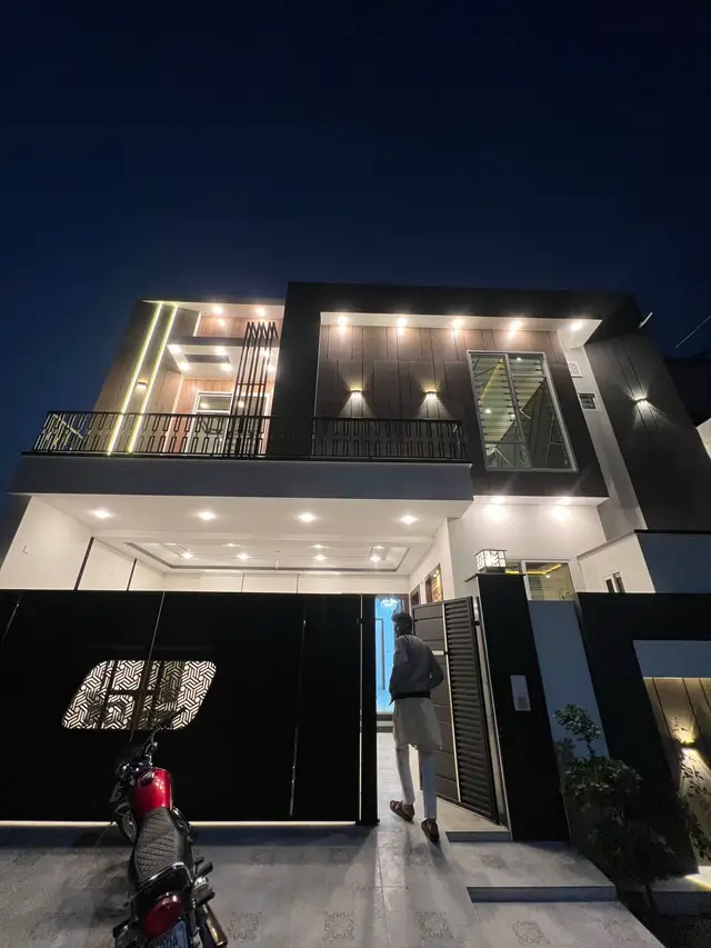 7 Marla House For Sale 😍#houseoftiktok #foryou #property #unfrezzmyaccount #tiktokviral 