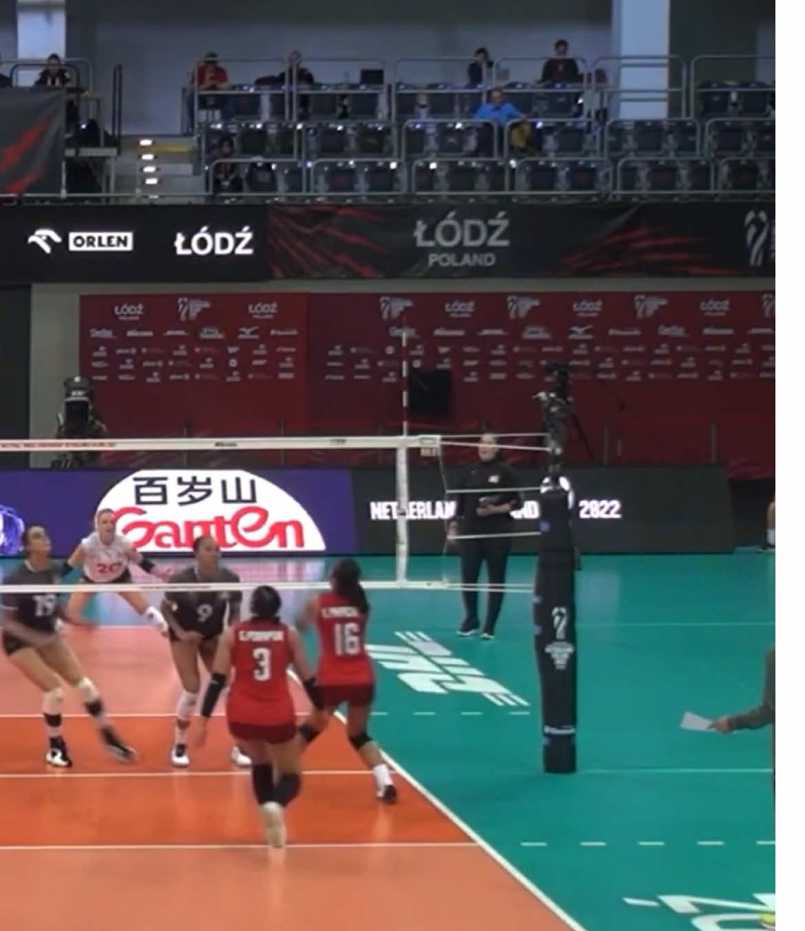 รวม 24 จังหวะบุกทำคะแนนของควีนบีม ในนัดเจอแคนนาดา รายการ WCC2022  #วอลเลย์บอลหญิงทีมชาติไทย #พิมพิชยาก๊กรัมย์ #วอลเลย์บอลไทยแลนด์ #ช็อตเด็ดวอลเลย์บอล 