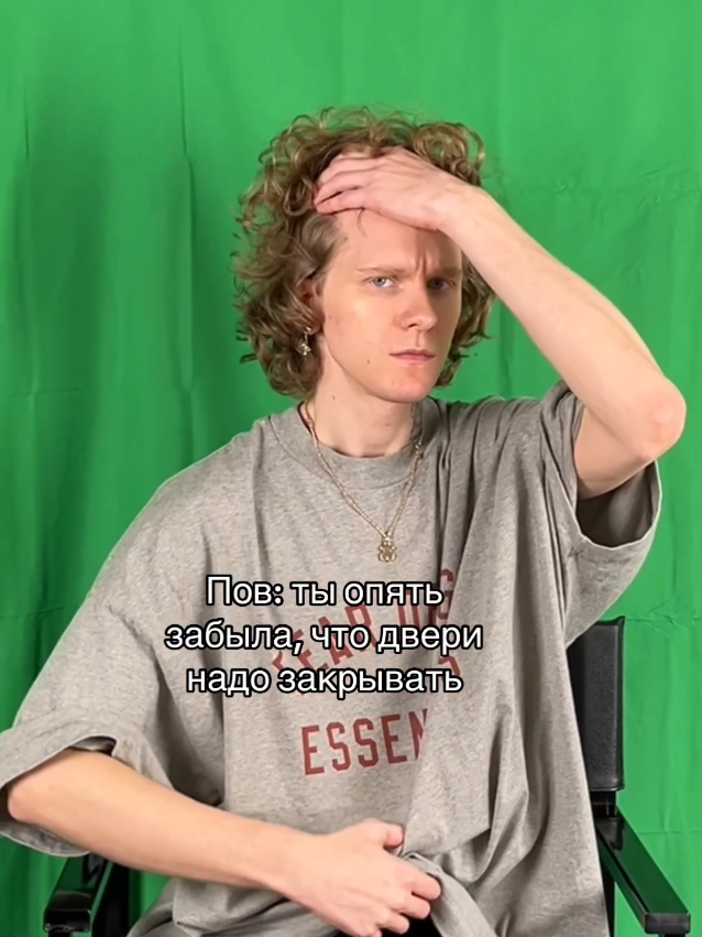 Тарантино отдыхает, пока мы снимаем лучшие сериалы!! 🎞️ P.S.: смотри последнюю серию этого сериала, чтобы участвовать в конкурсе 🙀