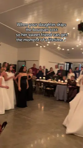 One wedding, two love stories 💕 #bouquettoss #bridetok #weddingvideo #surpriseproposal #proposal 