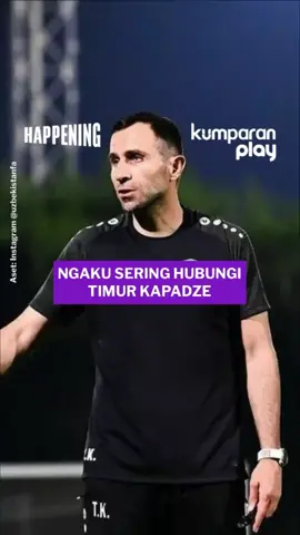 Sumardji, Ketua Badan Tim Nasional (BTN), mengaku sering menghubungi eks-pelatih Timnas Uzbekistan, Timur Kapadze. Dalam beberapa kesempatan Sumardji bilang sempat melakukan telepon hingga video call dengan Timur Kapadze. Sumardji beralasan bahwa komunikasi dengan Timur Kapadze dilatari atas ketertarikannya terhadap perjalanan pelatih asal Uzbekistan tersebut. Termasuk saat membawa Uzbekistan lolos ke Piala Dunia 2026. Adapun Timur Kapadze sempat dirumorkan menjadi pengisi kekosongan pelatih Timnas Indonesia. Rumor kian menguat tatkala Timur Kapadze berkunjung ke Indonesia beberapa waktu lalu. Aset: Instagram @uzbekistanfa, kumparan #happening #update #bolasports #svt #sumardji #timurkapadze #timnasindonesia #pssi