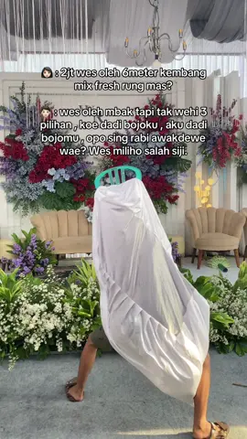 Gak kaop manten saiki mening-mening ji 🤣 #mafiadekor #dekorasiwedding #dekorasipernikahan #dekorasimojokerto 