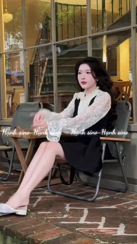 Sau mấy năm bán hàng thì e đã có dép mới cụ thể là được tặng😂😂#tiktok #xhuong #setdoxinh #thoitrang #vayxinh 