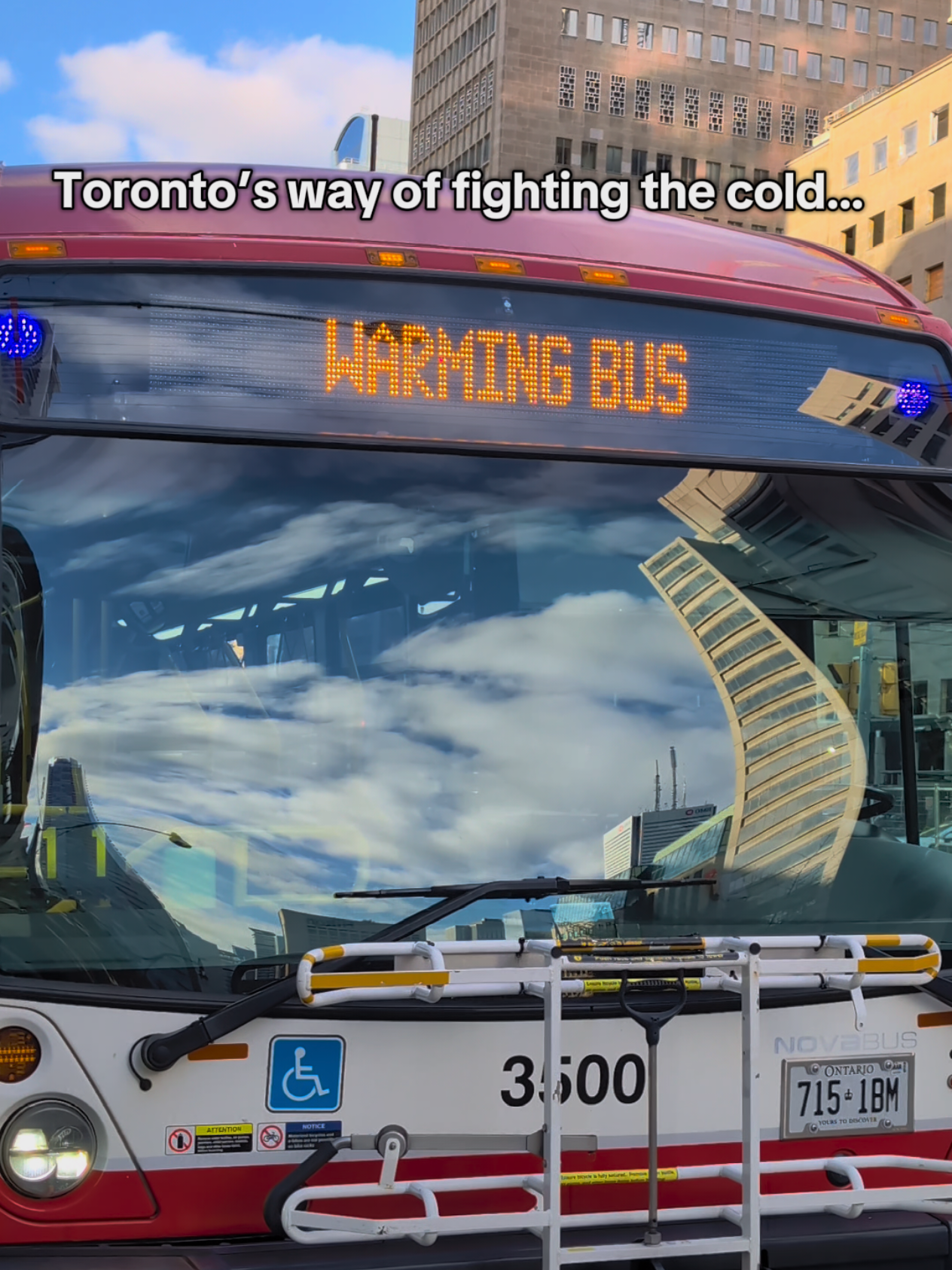 The TTC recently started using some buses as “warming buses”🇨🇦🔥  #Toronto #TTC #TorontoLife #WinterInToronto #CanadaVibes 
