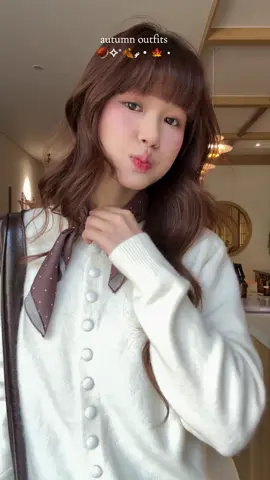 🍁🐿️ ༘ ⋆｡˚ @Bleubirdclothing 