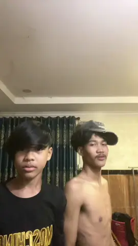 ម៉ែវ៉ៃមុន😁