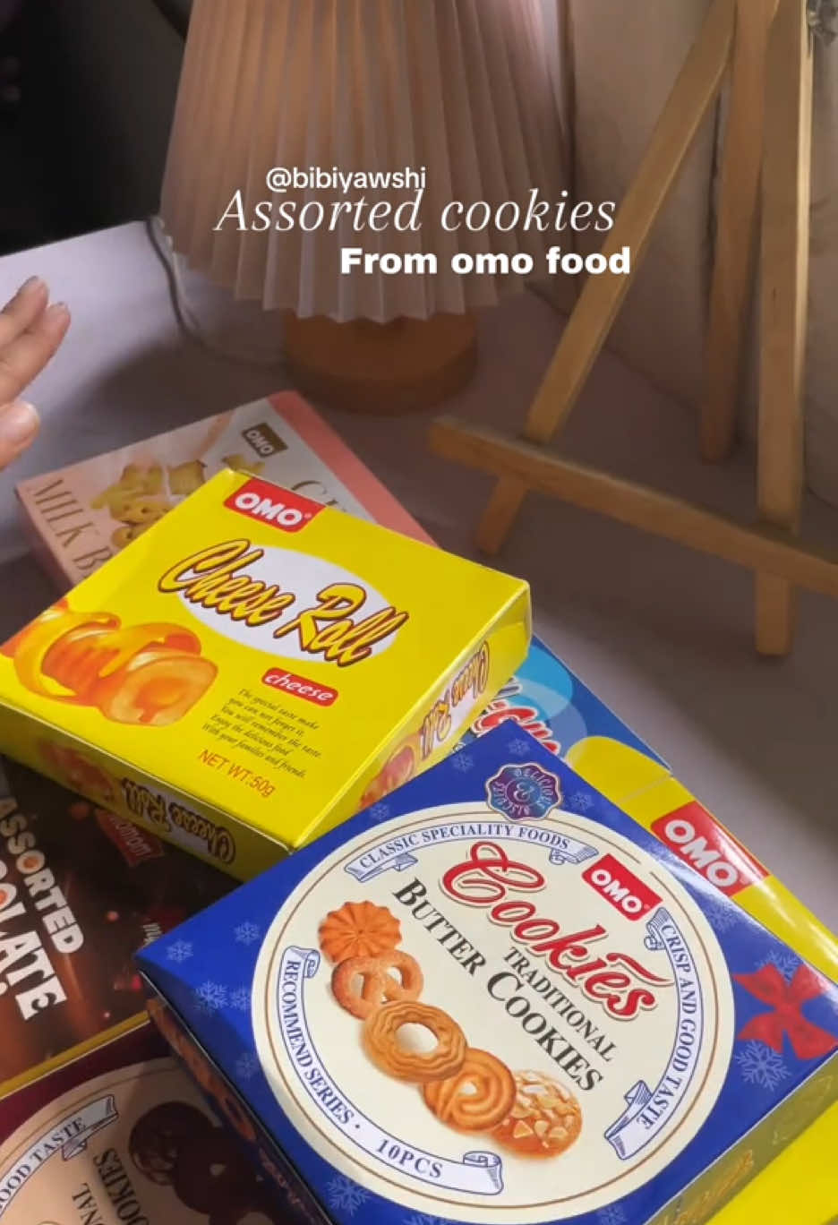 Assorted snacks na fav ng mga kids #assortedsnacks #momomfood #assortedcookies #snacks #foryoupage 