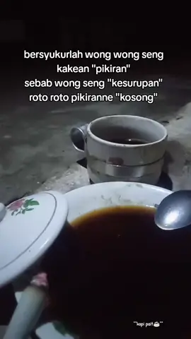 ojo lali ngopi bolo#kopi_pait☕ #salamsaturasa #hitamu_mempesona #kopi_warkop #bojonegoro_24_jam 