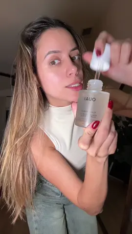 Cuidado tu cabello desde la raíz, fortaleciendo la hebra capilar e hidratando el cuero cabelludo. #OUAI #haircareproducts #tiktokshopblackfriday #BFCM #tiktokshopcreatorpicks 