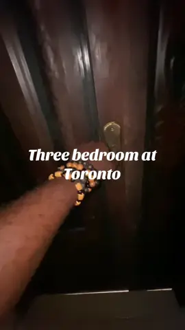 Virgin threee bedroom flat at Toronto axis. Very close to road Annual rent 1.2m Total fee to landlord 1.650k Then settle agent#owerrihouses #mimihomes #owerri #houseagent #estaterealty #viraltiktok #fyppppppppppppppppppppppp #estateconsultant 