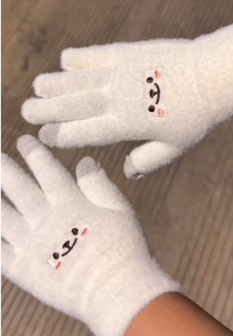หนาวนี้ไม่มีถุงมือแบบนี้ไม่ได้ น่ารัก อุ่น คุ้ม #ถุงมือกันหนาว #ถุงมือ 