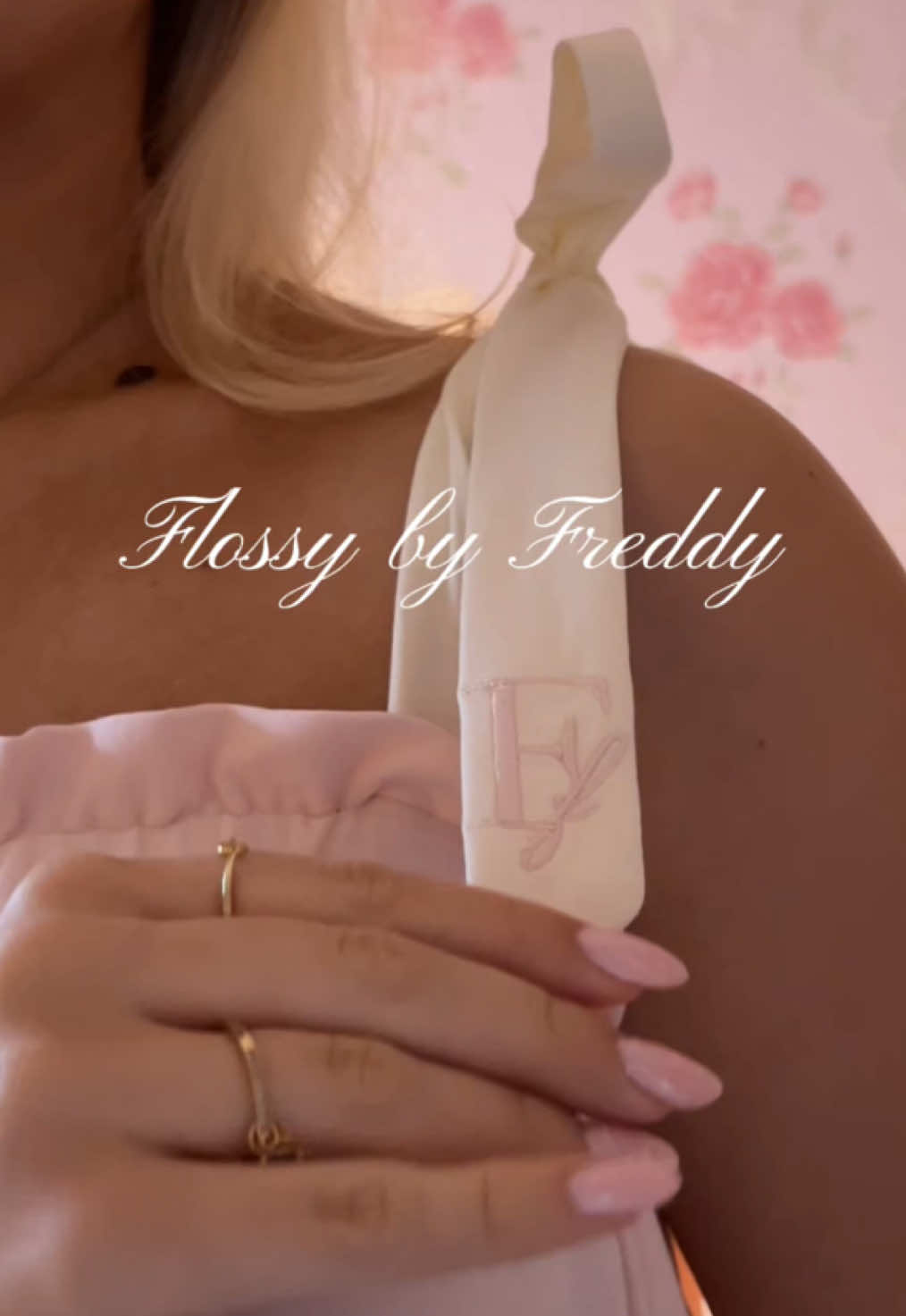 The dreamiest ‘Sabrina’ Nightgown from @flossybyfreddy 🦢✨*gifted #flossybyfreddy #nightgown 