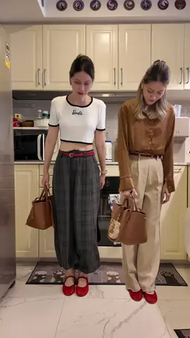 รองเท้าแมรี่เจนสีแดง แบบชิวๆ และทางการนิดๆ ชอบแบบไหน #tangkwatere #รองเท้าแฟชั่น #รองเท้าแมรี่เจน #รองเท้าผู้หญิง #tiktokแฟชั่น 