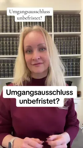 Unbefristeter Umgangsausschluss? 1 BvR 1931/23 Ein bis zur Volljährigkeit der Kinder angeordneter Umgangsausschluss und liegt einem strengen verfassungsrechtlichen prüfungs Maßstab. Die Feststellung von stattgefundene Gewalt des Vaters gegenüber Mutter und Kindern sowie von danach ausgelösten Ängsten. Der Kinder genügt für die Annahme einer drohenden Traumatisierung, nicht ohne weiteres, wenn dies nicht durch die Darlegung eigener Sachkunde des Gerichtes oder die Einschätzung, der am Verfahren beteiligten Fachkräfte untermauert wird.   #Anwältin #Trennung #Scheidung #Umgang 