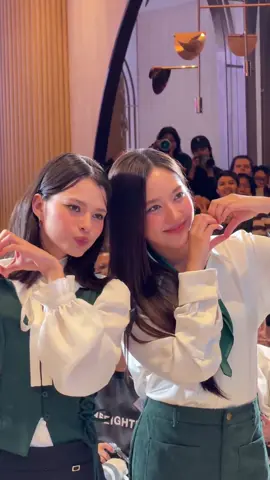 FREENBECKY LOVE GRAB FOOD #GrabFoodMegaSalexฟรีนเบคกี้ #FreenBecky #freensarocha #beckyarmstrong 