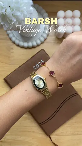 Vintage watch for women that looks timeless, classy, and elegant. #vintagewatch #watchforwomen #womenswatch #ladieswatch 