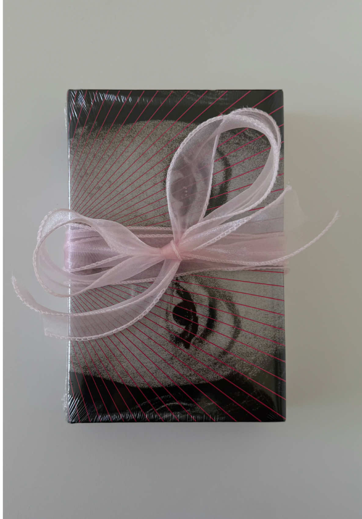 meu presente de natal adiantado que meu amor me deu, aos poucos estou conseguindo minha coleção da minha diva clarice ⭐️💞 (esse é “todos os contos” não “todas as cartas”, mas ainda vou adquirir) #claricelispector #literatura #livros #livrosnacionais #booktokbrasil 