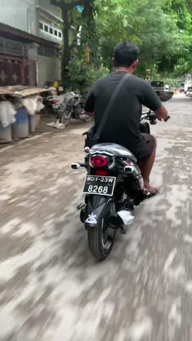 စီးနေရင်ဘီးလည်တဲ့ဒီဇိုင်းလေးကအရမ်းမိုက်တယ်✌️✌️✌️