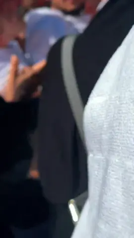 MasyaAllah perjuangan bgt buat nyium hajar aswad ya dek🥹 terharu dia ngejaga mami dan kakanya banget🥹 sehat² ya dek ka qiss dan mami semoga bisa kembali lgi ke rumah Allah🤍 @Basmalah Gralind @Qiss💋 @Lindawat #basmalahgralind #balqisgralind #alindadaud #fyp #semogafyp 