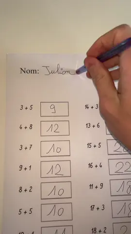 Je corrige la copie de Julian.