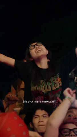 semakin hari semakin banyak “Dara Dalam Gulita” yang tumpahkan ekspresinya di setiap laga.  Akhir bulan ini siap untuk menyalakan bara di sleman Priders? #MCPR #BaraDalamGulita #RayakanPertemanan 