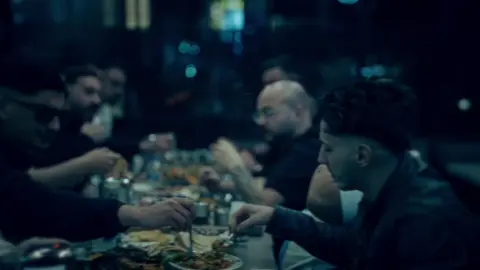 #kesfet #fyp #viraltiktok #rap  #viral_video @CUDI BABA @BVTU POLAT @Nafta @UZ4Y @7kerro @Gazi M0therfucker @Selbi @Sawiors @user04596872727  28.11.2025 EL musto jeffred selam olsun 