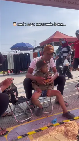 Padahal gapapa loh gabawa bocil juga😄 dulu gaada mainan ini soalnya😝