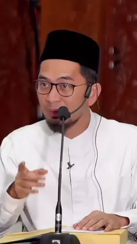 Sangat tidak mungkin kalau kita mendidik anak karena Allah tapi disaat bersamaan disekolahkan ditempat yang tidak mengenal Allah, tidak menutup aurat #fyp #dakwah #islam 