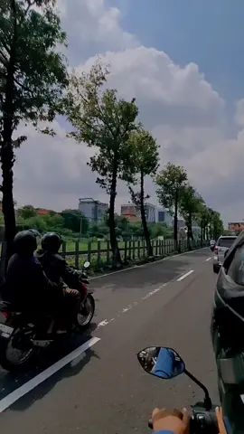 Suasana surabaya memang secandu itu 😍 #fyp #fyppppppppppppppppppppppp #katakunci #surabaya 