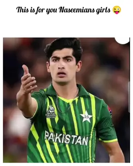 me to my Naseemians girls 😜🥹  #naseemianarmy #fypシ゚viral #unfreezemyacount #likemyvideo🤌🏻 #fyppppppppppppppppppppppp 