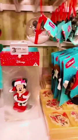 ◕◕❥¸.•´ ¸.•´.-✿ •°Ninoupassions ✰↓◕◕❥¸.•´ ¸.•´.-✿.  Petit tour au magasin @GiFi.france.officiel (Le Havre). . . . #noël #gifi #ninoupassions  #décorations 