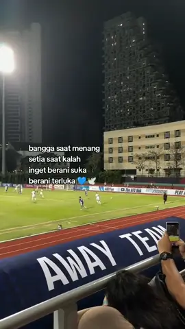 masih persib barudak?  #fyp #persibbandung #lioncitysailors 