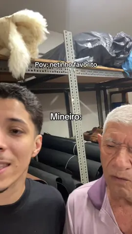Netinho favorito do vovô. Tem base um trem desse? Com os pais não pode nem bagunçar, com os avós é outros 500 🤣😂👴🏼👵🏼 #mineiro #viral #avô @oseuramiro 