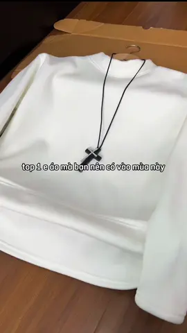 mùa này ko mua áo thì mua áo nào nữa mn.  #aogiunhietnamnu #aogiunhiet #xuhuong #aogiunhietformrong #aogiunhietcaocap 