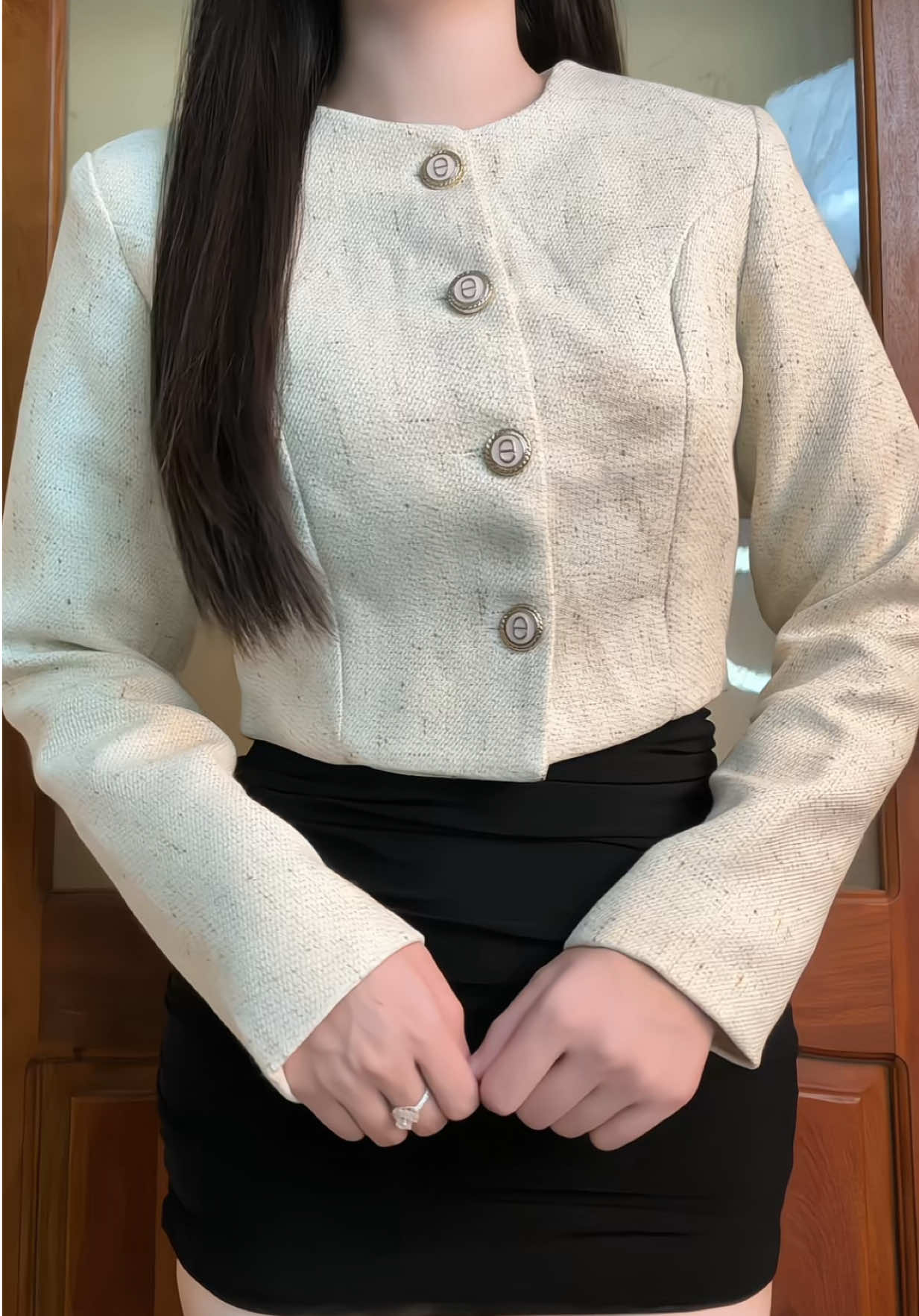 Bà nào thích dạ tweet dáng ngắn nhất định phải thử nha,đẹp nhức á:))))#aoda #aodatweet #aokhoacxinh #xuhuong #viral 