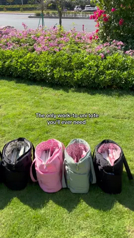 The perfect cutie tote bag for work,college and travel in this winter vibes ❄️🎄😍👜🌸 #tiktokshopblackfriday #christmasgiftideas #totebag #workbag #collegebag 