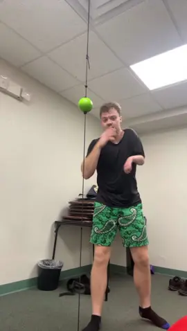 Get me to 1k followers or else 